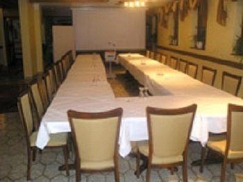 Hotel - Restaurant Jockel Freiensteinau Buitenkant foto